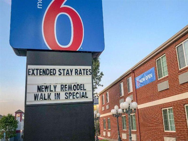 Motel 6 Tulsa, Ok - Central Exterior photo